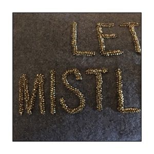 lets mistletoe pillow